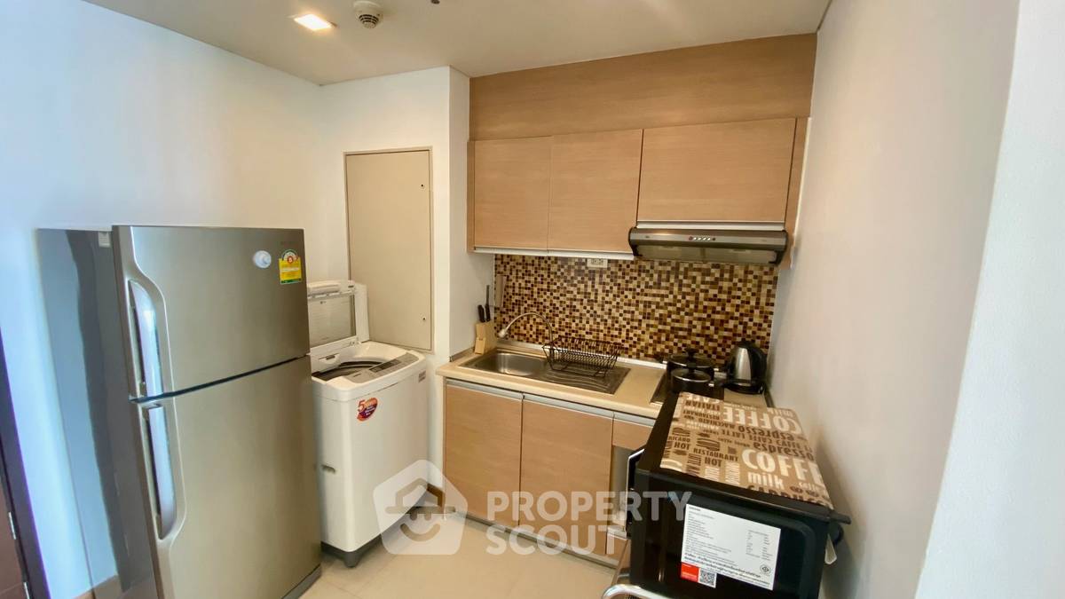picture 1-BR Condo at Le Luk Condominium near BTS Phra Khanong (ID 2776254) - 11/12