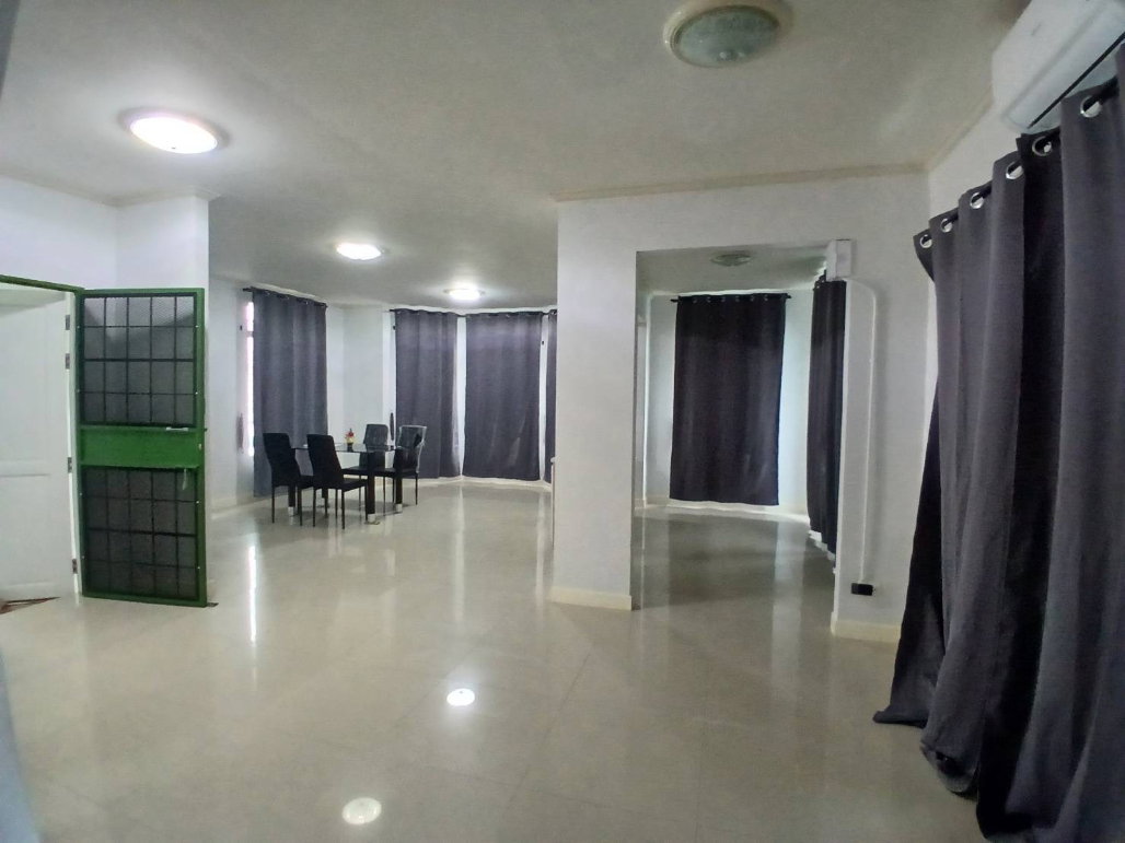 รูป ให้เช่าบ้านเดี่ยว หมู่บ้านภัสสร 13 ซอยสุวินทวงศ์ 86 3 นอน | 3 น้ำ - 100 ตร.ว. ปรับปรุงใหม่ทั้งหลัง - รูปที่ 2/17