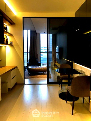 คอนโดให้เช่า : คอนโด 1-ห้องนอน ที่ โนเบิล เพลินจิต ใกล้ BTS เพลินจิต (ID 2349670)
