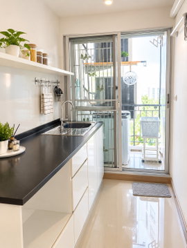 Owner Selling Den Vibhavadi Condo (Building A)