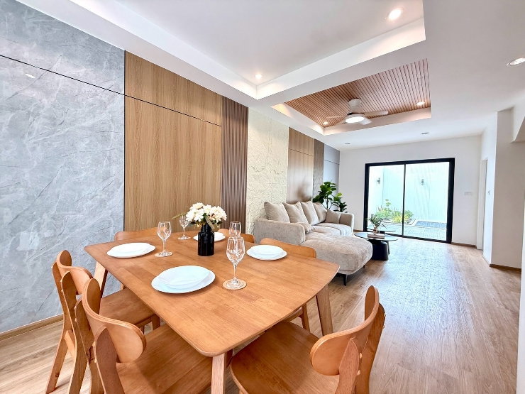 รูป ทาวน์โฮม 3 ชั้น รีโนเวทใหม่ สวย พร้อมเข้าอยู่ เดินทางง่ายมาก - รูปที่ 10/43
