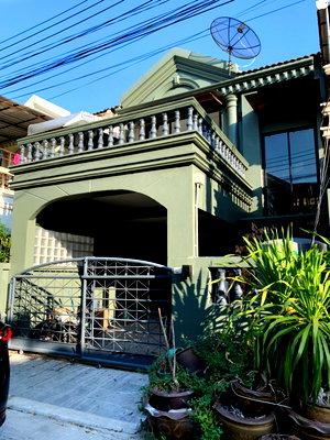 Townhouses for rent Bangkok : 🏡 TOWNHOUSE FOR RENT | SIKHARIN VILLAGE, RAMKHAMHAENG 24, SOI 30