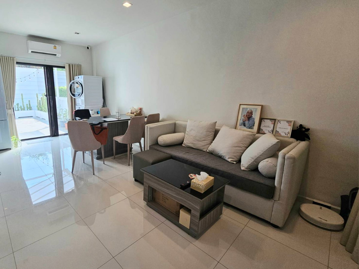 รูป ขายด่วนทาวน์โฮม Eigen Home 3 ชั้น 26 ตครว แต่งสวยพร้อมอยู่ - รูปที่ 1/14