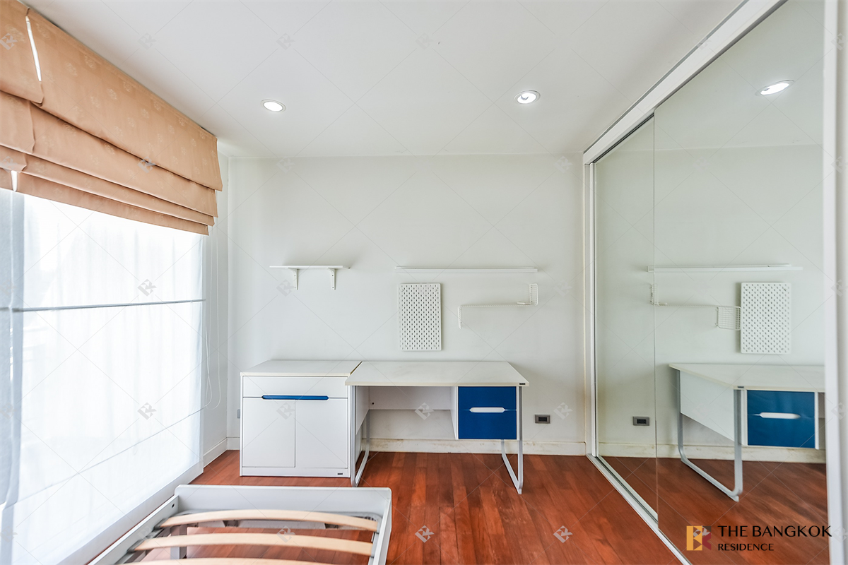 picture Baan Siri Silom near BTS Surasak Cool Condo, Central City Location - 5/10