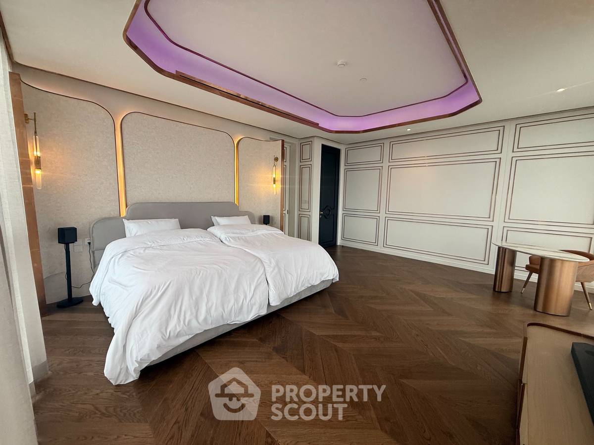 picture 3-BR Condo at The Esse At Singha Complex near MRT Phetchaburi (ID 3061958) - 3/7