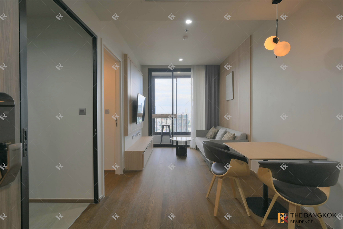 picture IDEO Q Sukhumvit 36 near BTS Thong Lo Easy Travel, Fully Utilized Space - 6/10