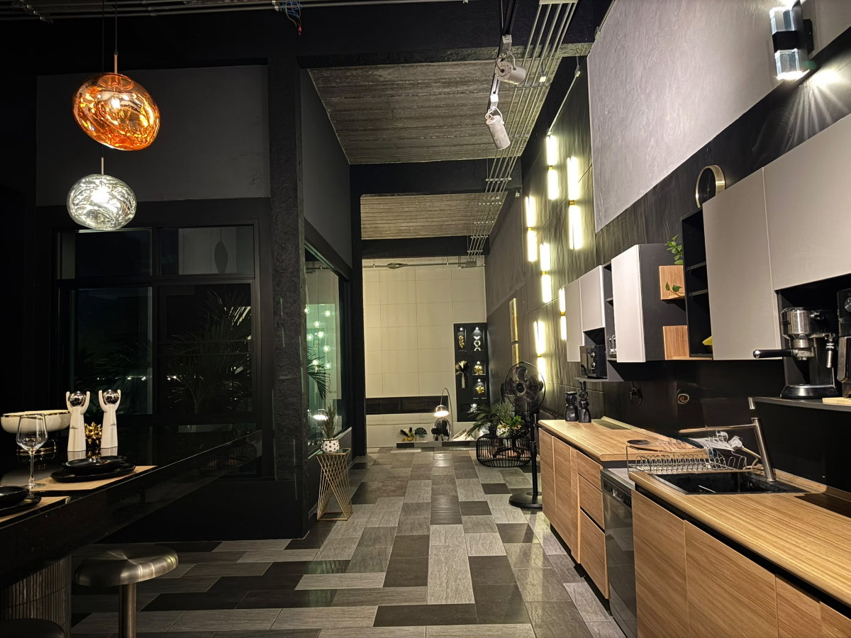 รูป ขายบ้านเดี่ยวพร้อมที่ดินและสวนร่มรื่น บรรยากาศเงียบสงบ น่าอยู่ - รูปที่ 18/49