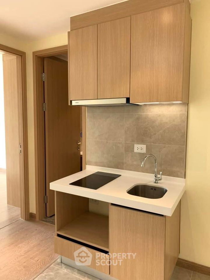 picture 1-BR Condo At Rhythm Sathorn-Narathiwas Near BTS Chong Nonsi (ID 3326892) - 3/6