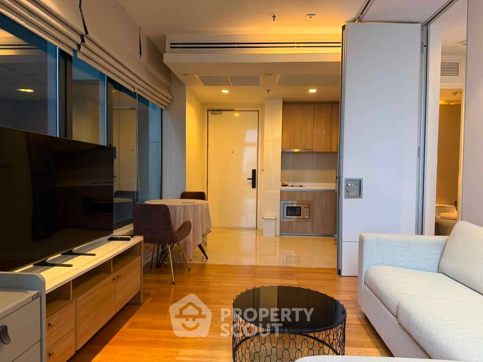 picture 1-BR Circle Living Prototype New Petchburi Near MRT Phetchaburi (ID 3326784) - 3/11
