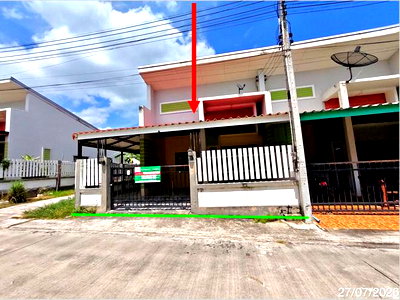 Townhouses for sale Eastern Seaboard Industrial Estate : TOWN HOUSE 31.9 Sq.w. Pluak Daeng Rayong for 1.6M
