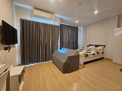 Available for rent from 25 Sep 2026. Contact Nut at 082-554-9697.