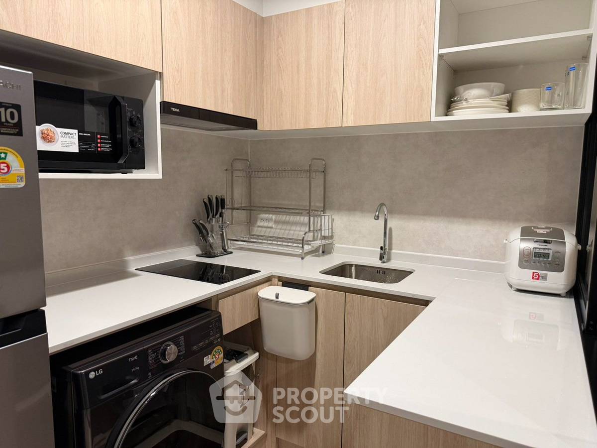 picture High-Floor 2-BR Condo At NUE Mega Plus Bangna For Rent (ID 3328357) - 13/36