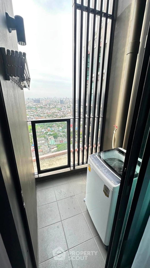 picture 32nd-Floor 2-BR Altitude Unicorn Sathorn-Tha Phra, 200m To BTS Talat Phlu (ID 3119399) - 13/13