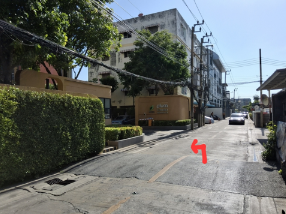 CONDO 26.93 Sq.m. Phra Khanong Bangkok for 2.6M