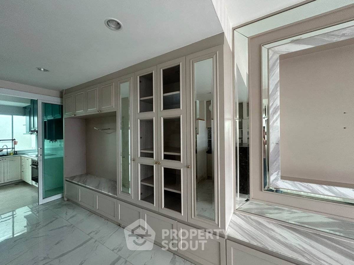 picture 3-BR Townhouse in Sam Sen Nok (ID 3328216) - 9/10