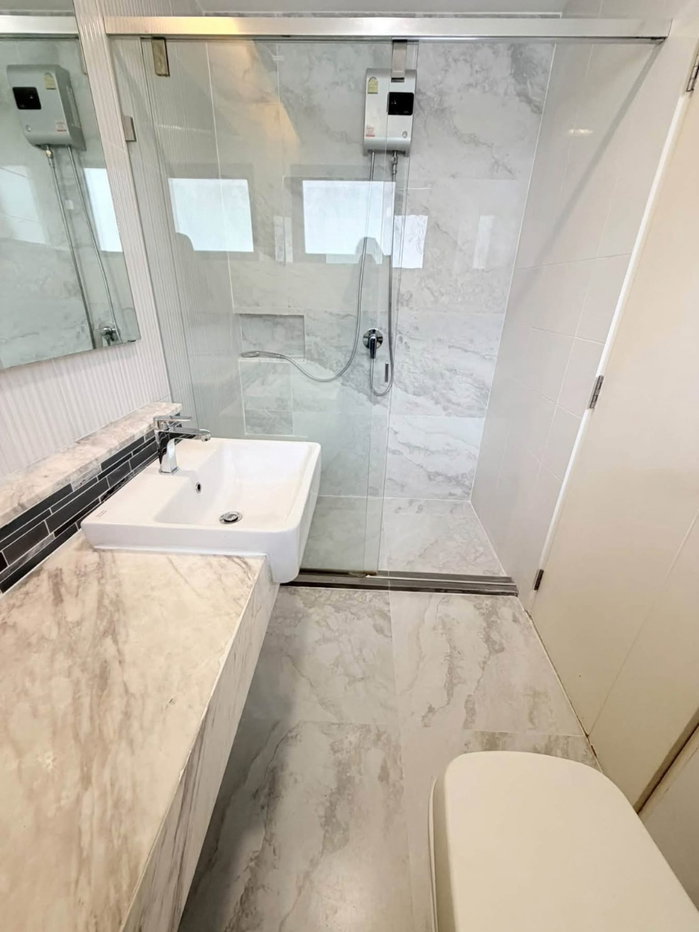 รูป 🏡✨ให้เช่าบ้านเดี่ยวหรู หมู่บ้านมัณฑนา บางนา กม.7 4 ห้องนอน 3 ห้องน้ำ บ้านเดี่ยวบรรยากาศเงียบสงบ เป็นส่วนตัว เหมาะสำหรับครอบครัวและชาวต่างชาติ - รูปที่ 8/13