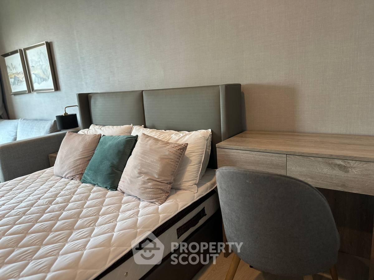 picture 1-BR Condo at Life One Wireless near BTS Phloen Chit (ID 3177800) - 4/14