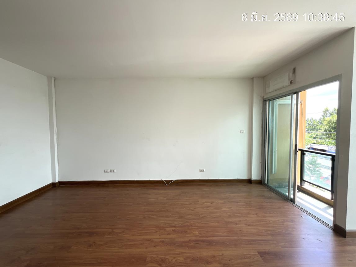 picture SHOP HOUSE 22 Sq.w. Min Buri Bangkok for 6.9M - 30/37
