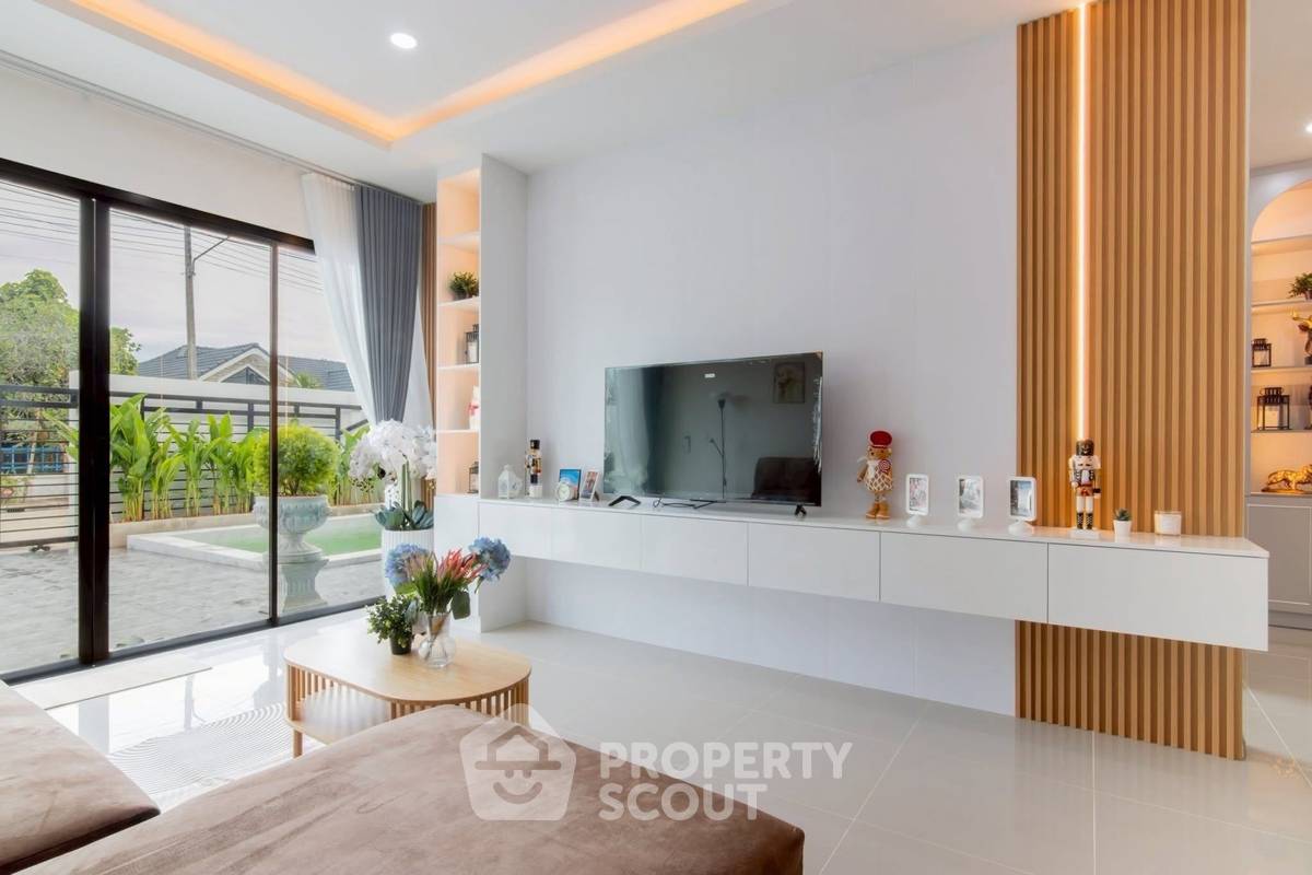 รูป บ้าน 3-ห้องนอน ที่ อารียาวิลล่า ใกล้ เมืองพัทยา (ID 3327151) - รูปที่ 9/28