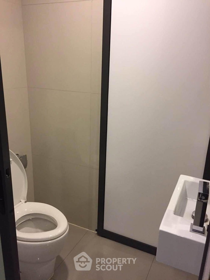 picture 2-BR Condo at Rhythm Asoke near MRT Phra Ram 9 (ID 3119216) - 3/11