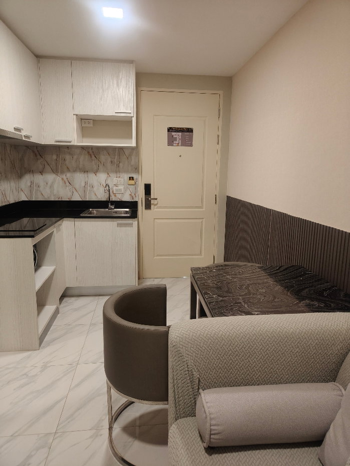 รูป คอนโด Bless Residence Ekkamai สุขุมวิท 71 อาคารชุด 8 ชั้น Low rise 1 อาคาร | ตัวห้องอยู่ที่ชั้น 8 | ขนาด 27 ตร.ม. - รูปที่ 2/13