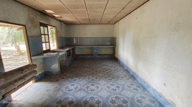 picture FACTORY 1620.3 Sq.w. Huai Yot Trang for 4.8M - 12/35