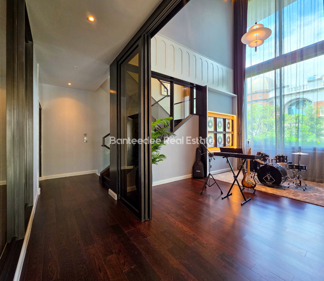 รูป บ้านตัวอย่าง Fully Furnished จอดรถ 10 คัน โครงการ Grand Bangkok Boulevard Donmueang - Chaengwattana แกรนด์ บางกอก บูเลอวาร์ด ดอนเมือง - แจ้งวัฒนะ - รูปที่ 23/39