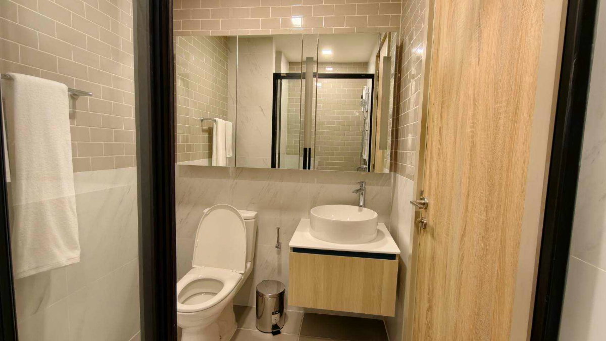 picture Brand-new unit never been occupied - 13/17