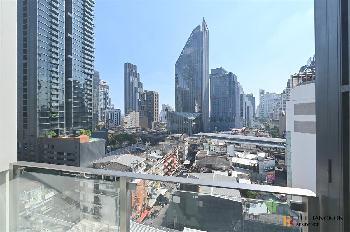รูป ใช้ชีวิตสไตล์ Luxury บนทำเลศักยภาพ เดอะ ดิโพลแมท 39 ใกล้ BTS สถานีพร้อมพงษ์ - รูปที่ 9/10