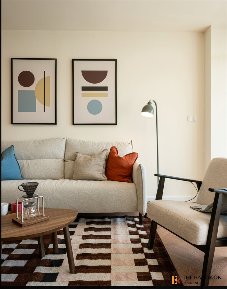 picture JC Tower Condo in Great Location, Ready-to-move-in - 7/10