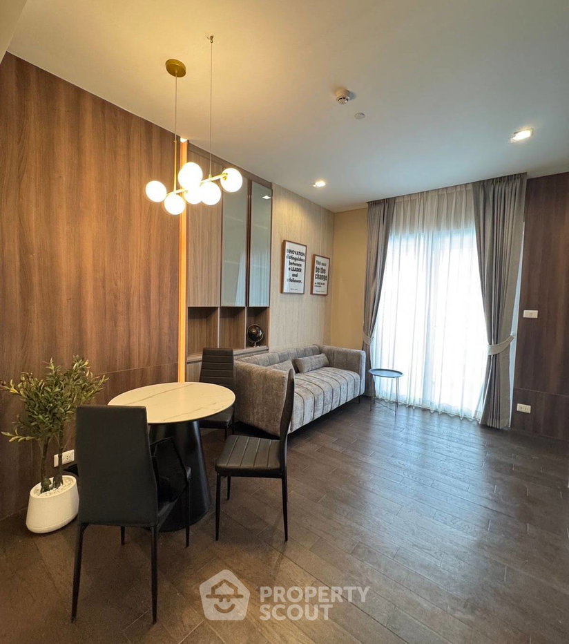picture 30th-Floor 2-BR The Saint Residences 100m To MRT Phahon Yothin (ID 3270353) - 6/9