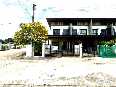 Townhouses for sale Surin : TOWN HOUSE 41.7 Sq.w. Muang Surin Surin for 2.6M