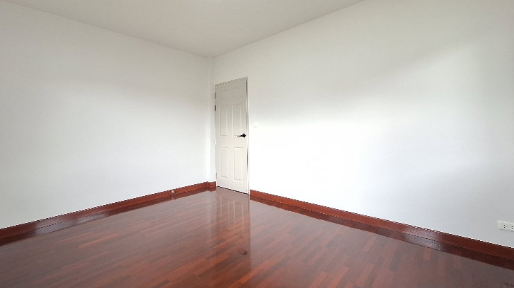 รูป ขายบ้านโครงการวรารมย์เจริญเมือง (เชียงใหม่-สันกำแพง) เนื้อที่ 81 ตร.ว 3 นอน 1 ห้องทำงาน 5 น้ำ 2 จอด ราคา 4.99 ล้านบาท (ฟรีค่าใช้จ่าย) - รูปที่ 19/38