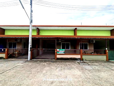 Townhouses for sale Eastern Seaboard Industrial Estate : TOWN HOUSE 19.5 Sq.w. Pluak Daeng Rayong for 1M