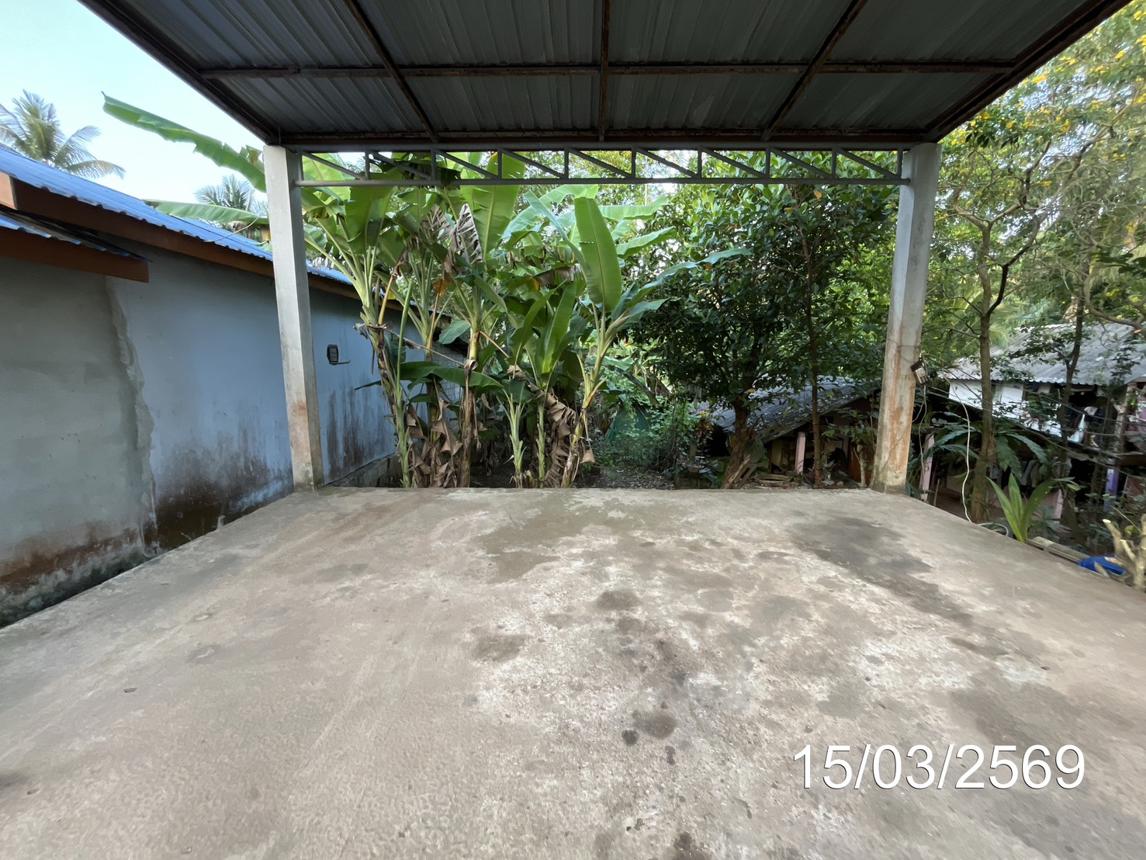 รูป อาคารจอดรถ 43 ตร.วา ปะทิว ชุมพร 478,000 - รูปที่ 11/19