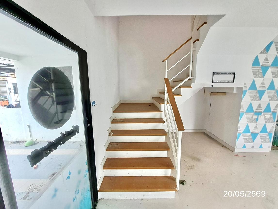 picture TOWN HOUSE 23.6 Sq.w. Si Racha Chonburi for 1.9M - 20/29