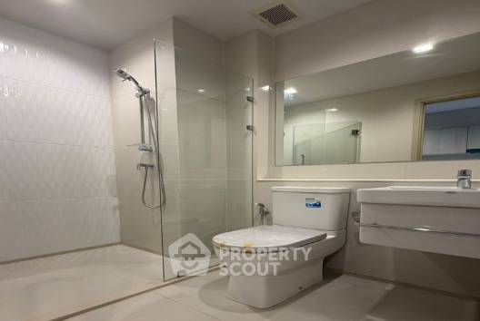 picture Studio Condo at Life One Wireless near BTS Phloen Chit (ID 3094399) - 3/4