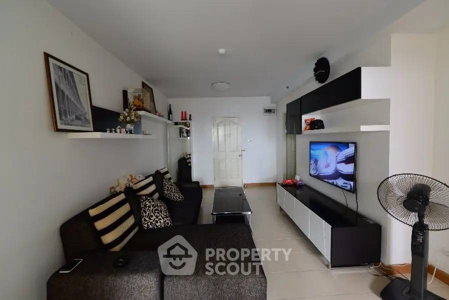 รูป คอนโด 2 ห้องนอน City Home Rattanathibet ใกล้ MRT บางกระสอ (ID 2317137) - รูปที่ 1/5