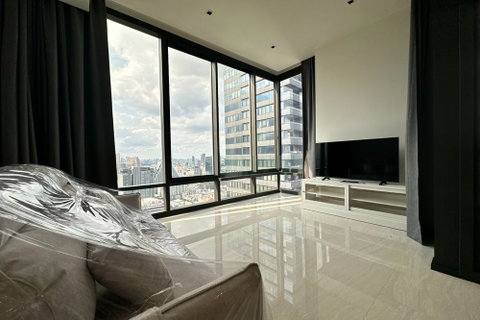 ขาย -เช่า !! Ashton Silom, 2 นอน, 2 น้ำ, ห้องมุม, ชั้นสูง 39++, ตกแต่งสไตล์โมเดิร์น หรูหรา !! Code C20260900014 แต่งครบ, พร้อมเข้าอยู่, ราคาพิเศษ!!📣