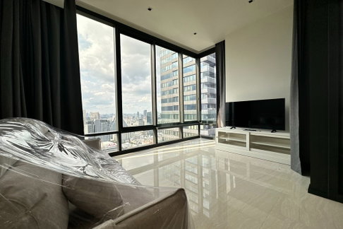 ขาย -เช่า !! Ashton Silom, 2 นอน, 2 น้ำ, ห้องมุม, ชั้นสูง 39++, ตกแต่งสไตล์โมเดิร์น หรูหรา !! Code C20260900014 แต่งครบ, พร้อมเข้าอยู่, ราคาพิเศษ!!📣