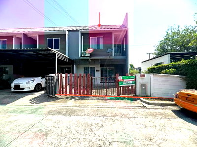 ทาวน์โฮม ไทรน้อย นนทบุรี : ทาวน์เฮ้าส์ 35.3 ตร.วา เดอะคัลเลอร์ พรีเมี่ยม กาญจนาภิเษก-ราชพฤกษ์ 2 (เฟส 5) ไทรน้อย นนทบุรี 2.2M