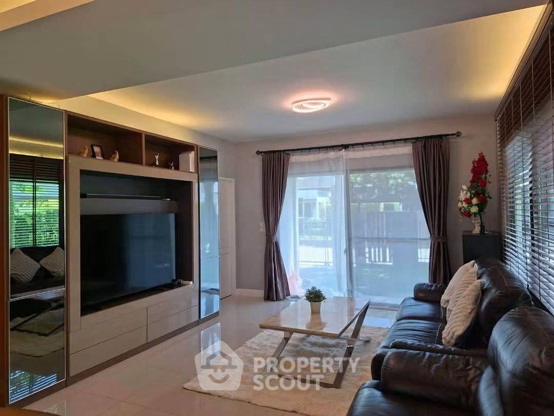 รูป บ้าน 4-ห้องนอน ที่ มัณฑนา บางนา กม.7 ใน บางแก้ว (ID 3327958) - รูปที่ 1/12