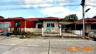 Houses for sale Si Racha Chonburi : HOME 35.4 Sq.w. Si Racha Chonburi for 1.1M