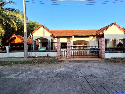 TOWN HOUSE 69 Sq.w. Hat Yai Songkhla for 2.3M