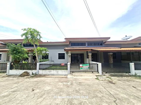 TOWN HOUSE 22 Sq.w. Pluak Daeng Rayong for 1.2M