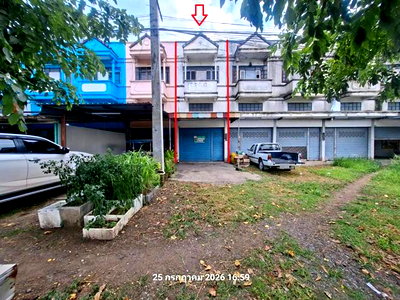 Shophouses for sale Chai Badan Lopburi : SHOP HOUSE 33.6 Sq.w. Chai Badan Lopburi for 1.2M