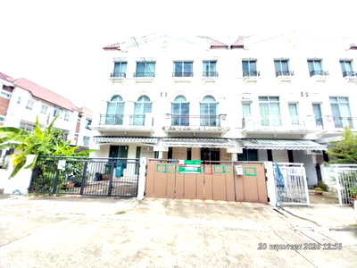 ทาวน์โฮม เกษตร : ทาวน์เฮ้าส์ 20.2 ตร.วา บ้านกลางเมือง สวิสทาวน์ เกษตร-นวมินทร์ เขตลาดพร้าว กรุงเทพมหานคร 3.5M