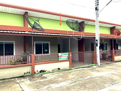 Townhouses for sale Eastern Seaboard Industrial Estate : TOWN HOUSE 19.5 Sq.w. Pluak Daeng Rayong for 1.1M
