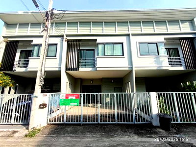 Townhouses for sale Makro Bangbuathong : TOWN HOUSE 18.6 Sq.w. Bang Bua Thong Nonthaburi for 2M