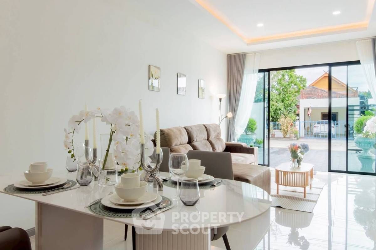 รูป บ้าน 3-ห้องนอน ที่ อารียาวิลล่า ใกล้ เมืองพัทยา (ID 3327151) - รูปที่ 10/28